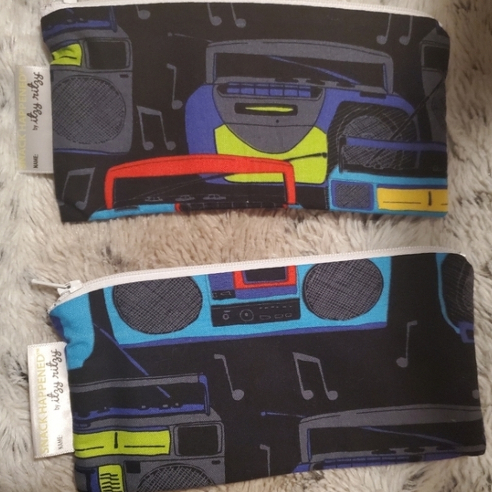 Itzy Ritzy Kids Pouch Set in Black, Blue, Red, Yellow